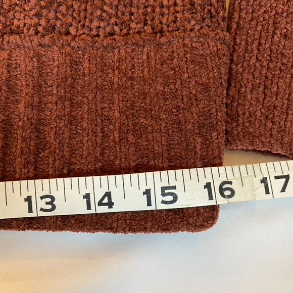 Yummy Chocolate Brown Pink Rose high neck cropped sweater Size Small - Picture 8 of 10